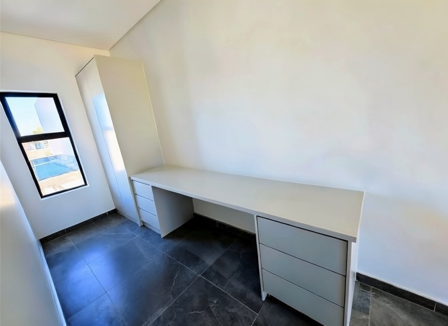 4 Bedroom Property for Sale in Sandown Western Cape